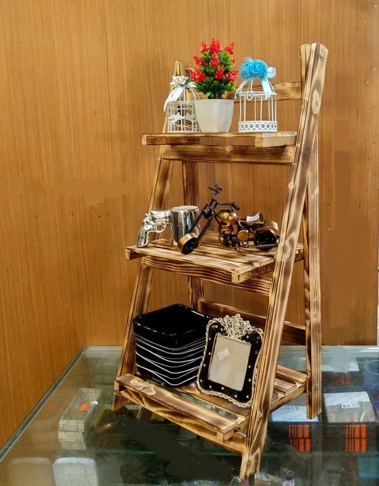 Ladder shelf